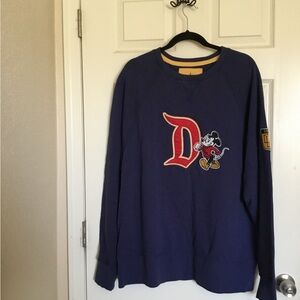 Men's Mickey Mouse Disney Parks Embroidered Sweatshirt size XL